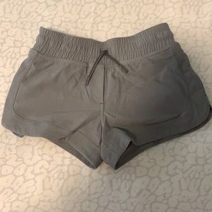Ivivva shorts comfy and cute